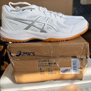 Asics Women's Upcourt 6 White Silver Athletic Shoes